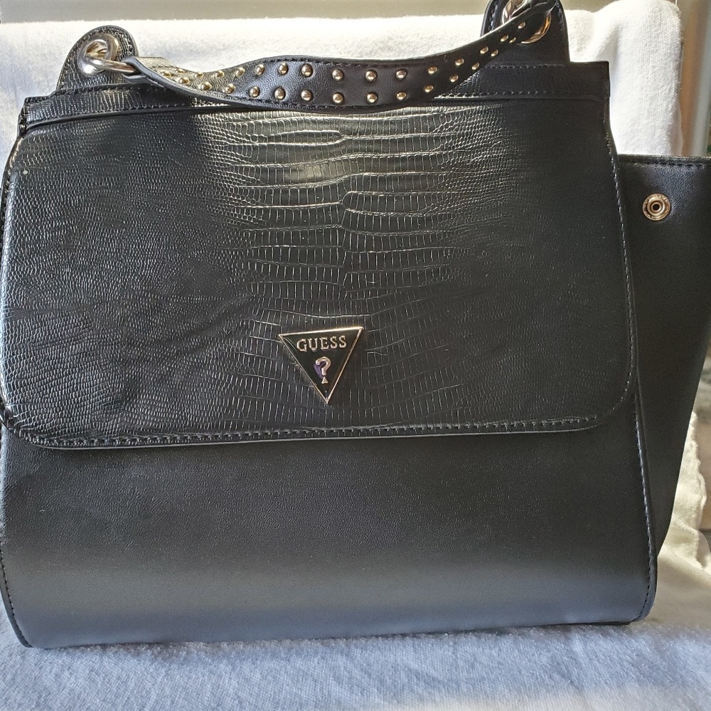 SALE!  Guess Faux Leather Black Bag